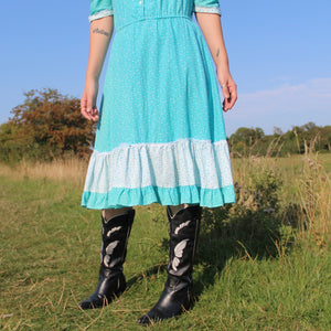 Light prairie dress in blue