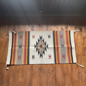 Hacienda Rug in Southwestern Design white