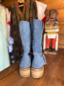 Vintage blue wrangler boots