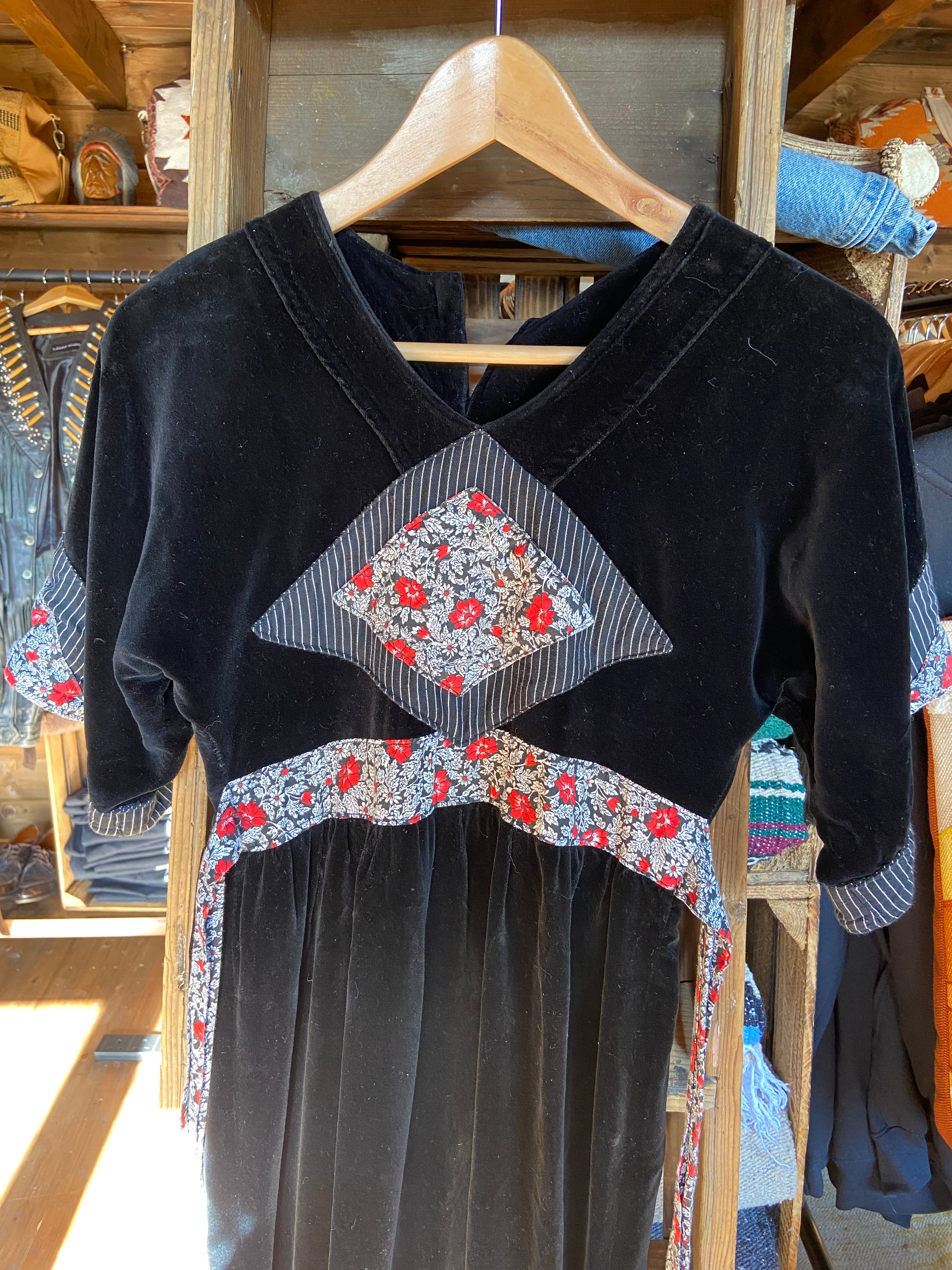 Black velvet long vintage winter dress